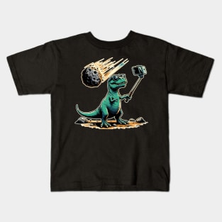 Dinosaur T-Rex Selfie Photo Asteroid Novelty Funny Dinosaur Kids T-Shirt